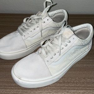 ❌SOLD❌Platform Vans